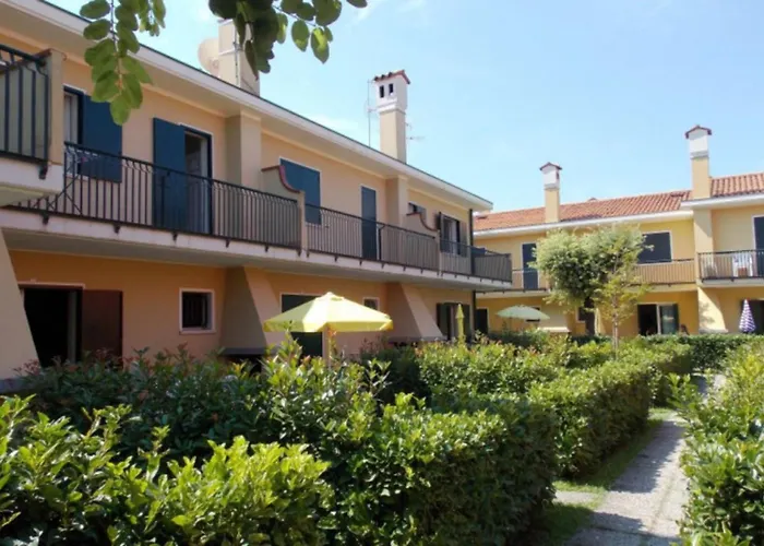 Pleasant Family With Pool And Playground * Bibione