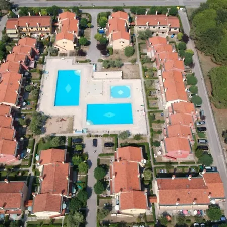 Pleasant Family With Pool And Playground شقة *