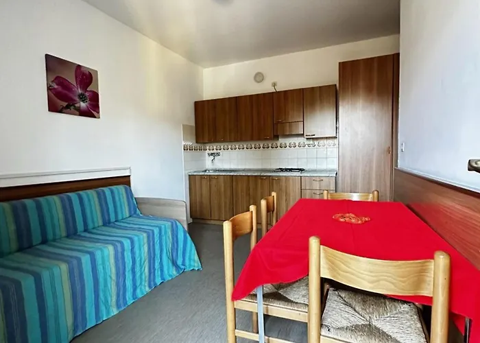 Pleasant Family With Pool And Playground Daire Bibione