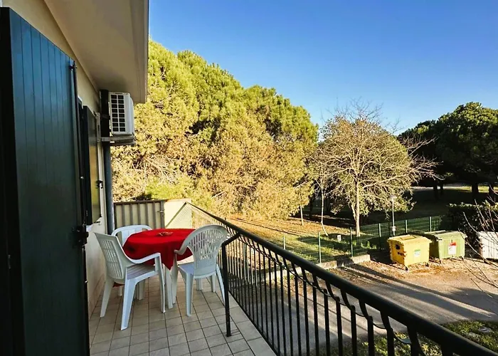 Pleasant Family With Pool And Playground بيبيوني